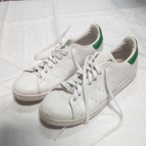 Adidas stan smith athletic shoes size 9